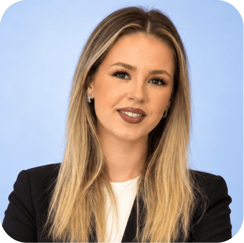 Elif Arabacı, Sales Executive
